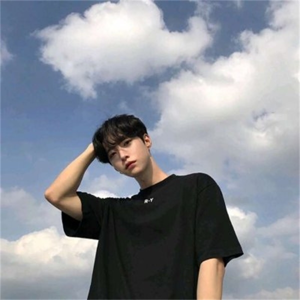 不忘初心的第一张照片--周口相亲服务中心