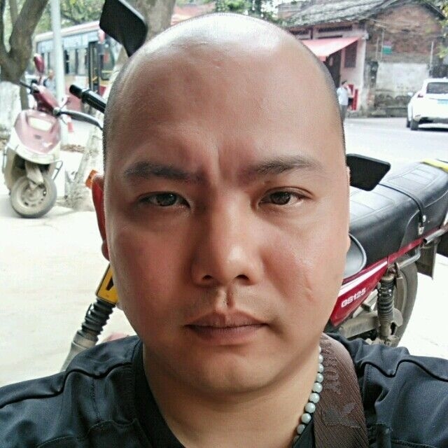 开心就好的第一张照片--周口相亲服务中心