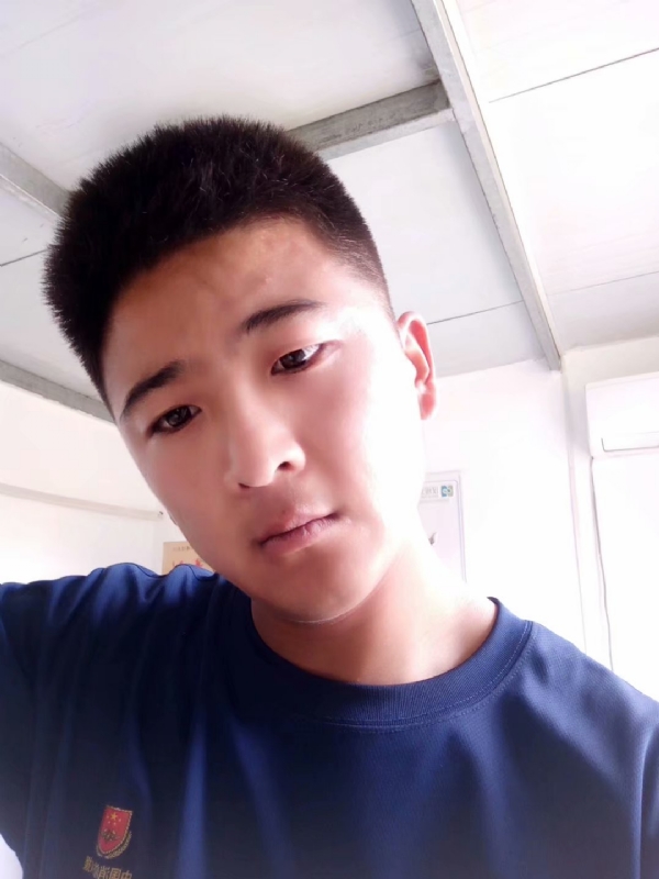 脸红相遇的第一张照片--周口相亲服务中心