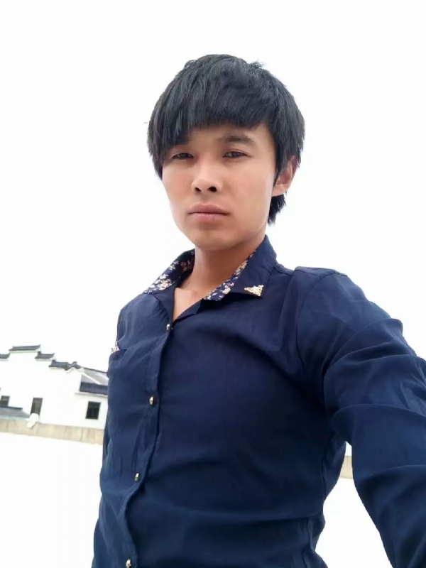 庸人自扰的第一张照片--周口相亲服务中心