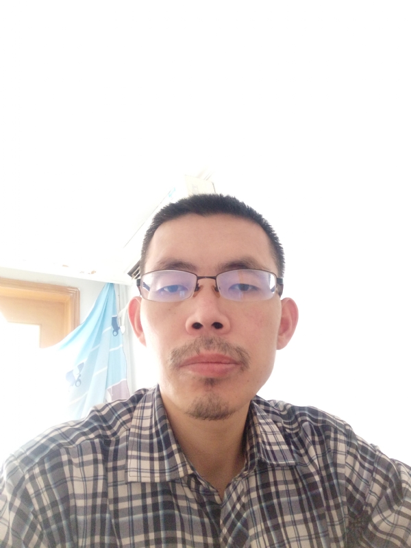 芳华的第一张照片--周口相亲服务中心