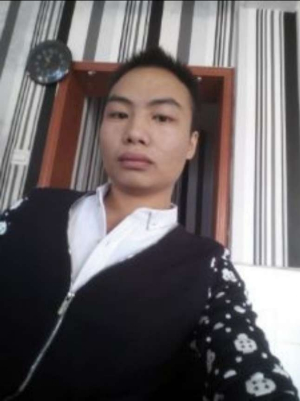 阿龙的第一张照片--周口相亲服务中心