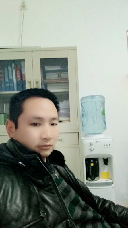 蓝色棒棒糖的第一张照片--周口相亲服务中心