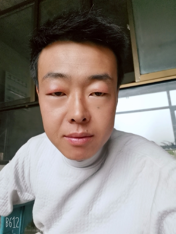 缺爱80后的第一张照片--周口相亲服务中心