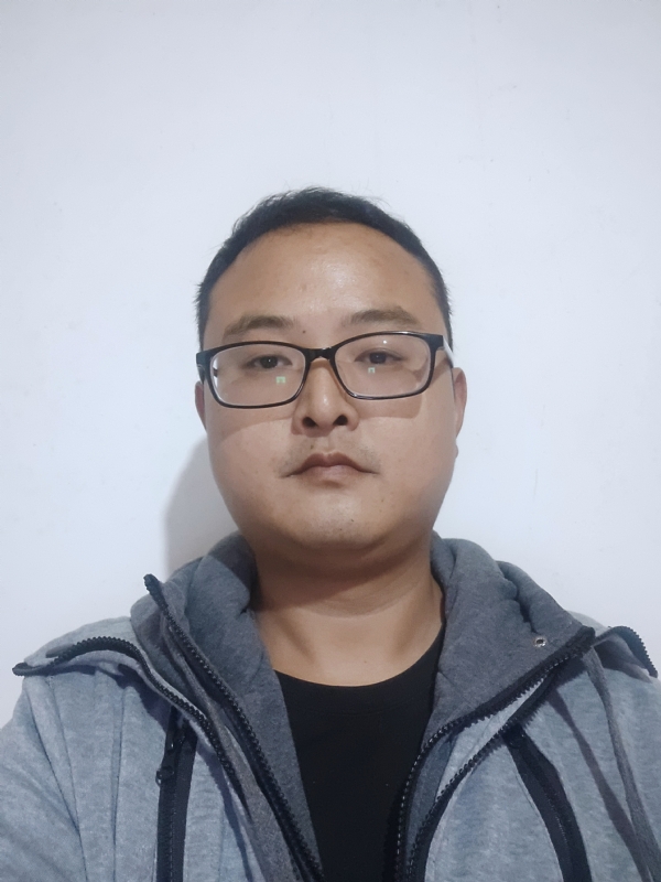 爱在一瞬间的第一张照片--周口相亲服务中心