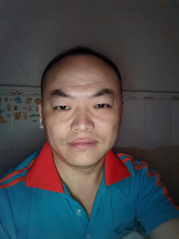 与子携老的第二张照片--周口相亲服务中心