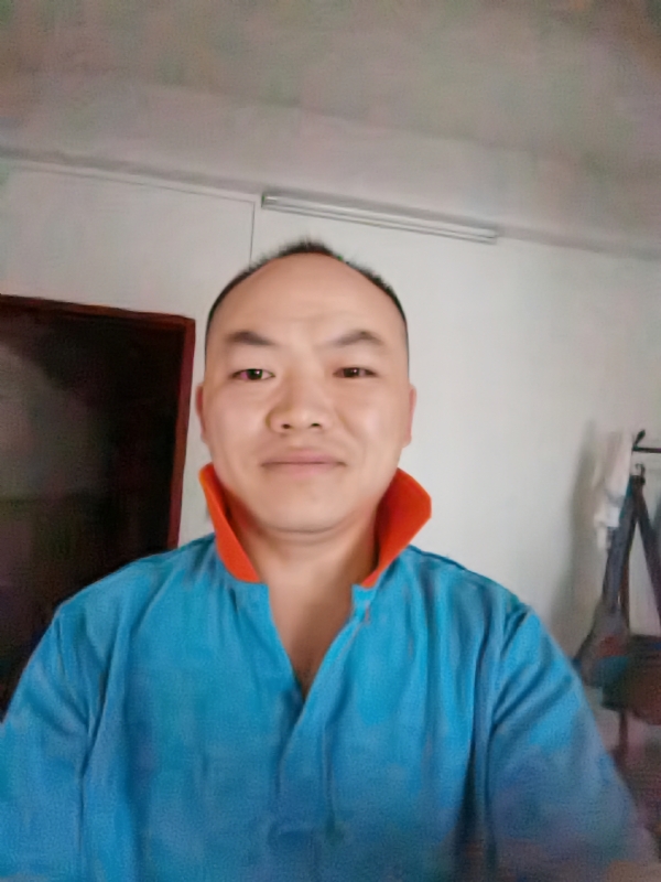 与子携老的第四张照片--周口相亲服务中心