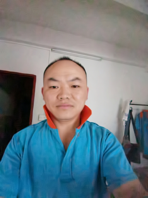 与子携老的第五张照片--周口相亲服务中心