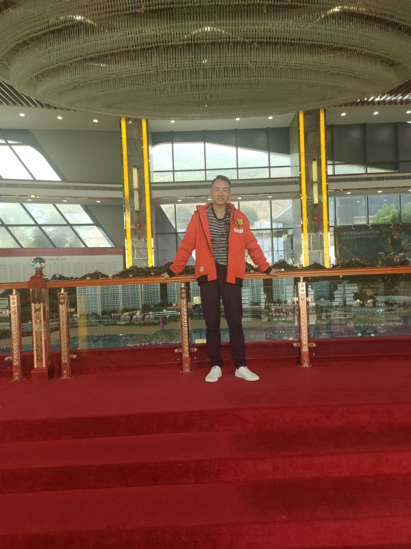 大飞的第一张照片--周口相亲服务中心