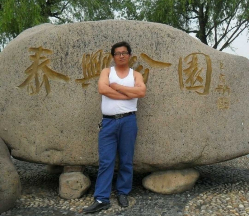 黑哥的第一张照片--周口相亲服务中心