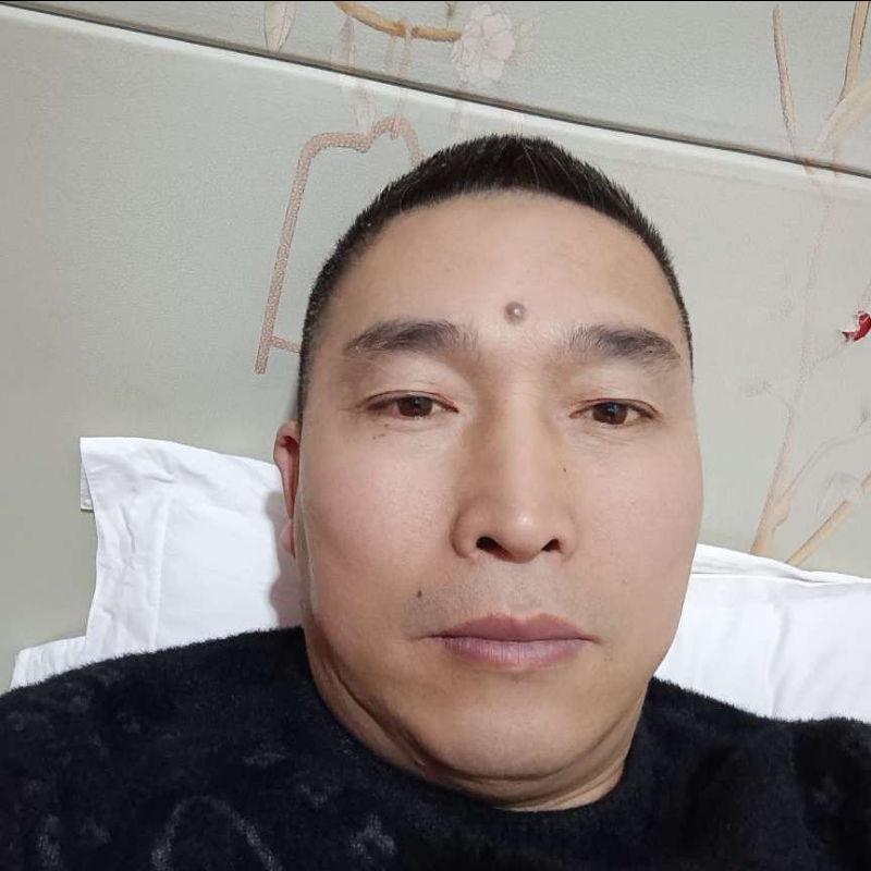 痴情男的第二张照片--周口相亲服务中心