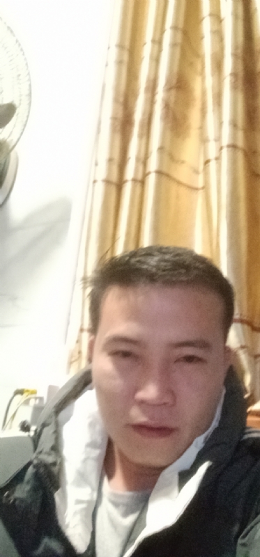 一个人的烟火的第一张照片--周口相亲服务中心