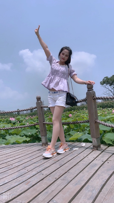 秋水伊人的第二张照片--周口相亲服务中心