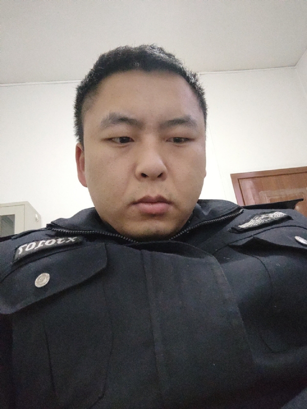 好纠结的第二张照片--周口相亲服务中心