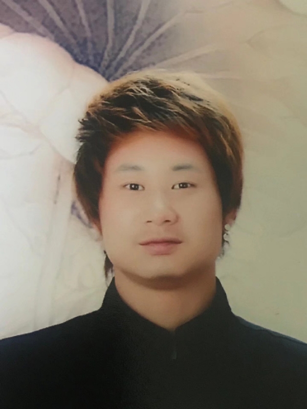 咮辛的第一张照片--周口相亲服务中心