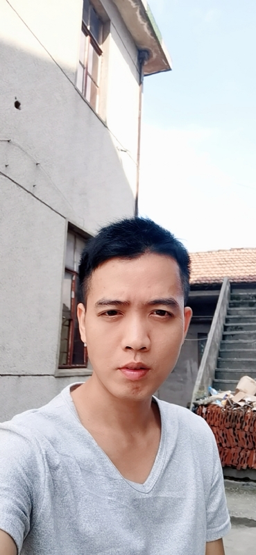 携手同行的第三张照片--周口相亲服务中心