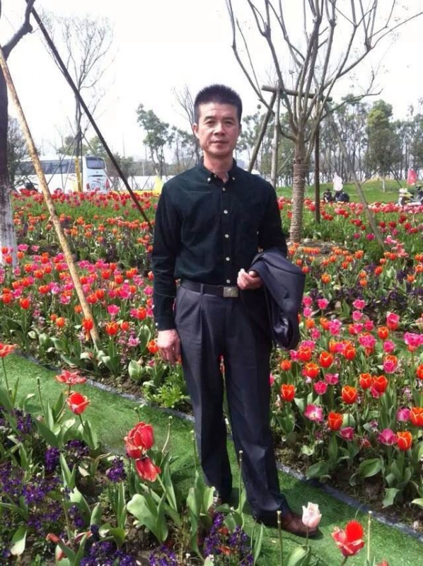 蓝天的第一张照片--周口相亲服务中心