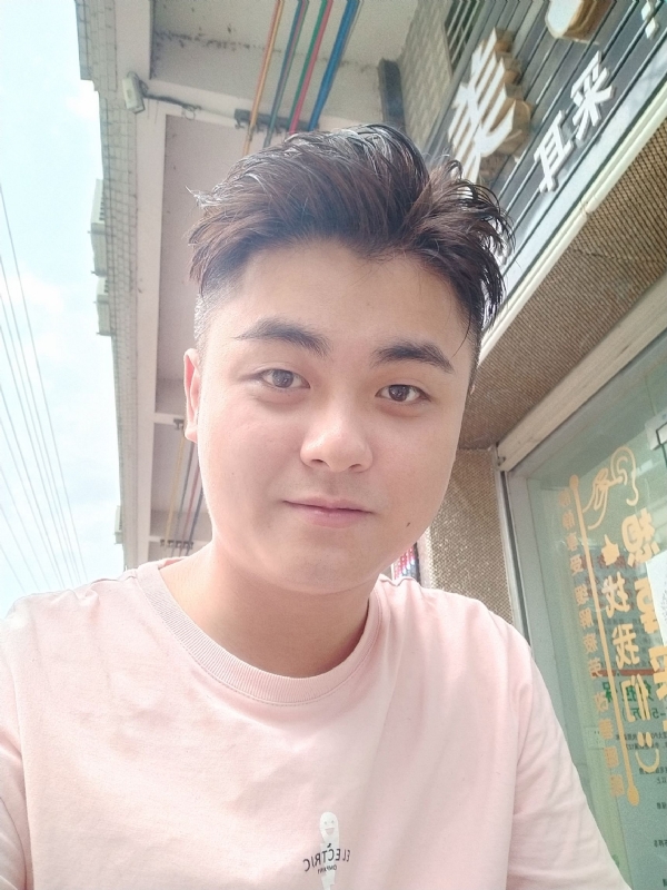 李健诚的第一张照片--周口相亲服务中心