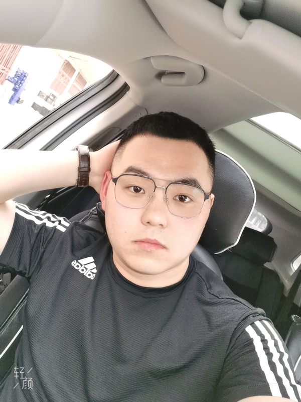 海阔天空的第一张照片--周口相亲服务中心