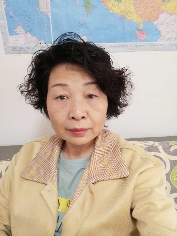 香水百合的第一张照片--周口相亲服务中心