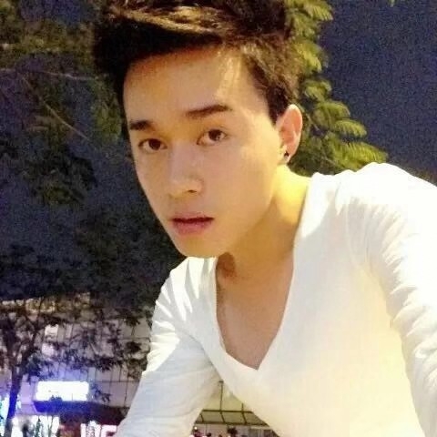 爱与不爱的第一张照片--周口相亲服务中心