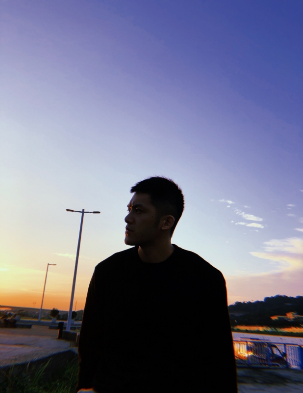 只抽半根煙的第二张照片--周口相亲服务中心