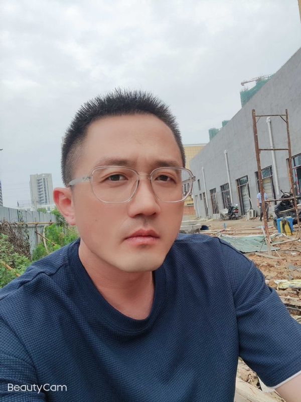 清风烈酒的第二张照片--周口相亲服务中心