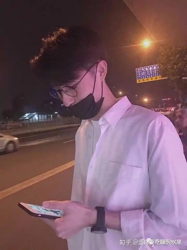 情圣的第一张照片--周口相亲服务中心