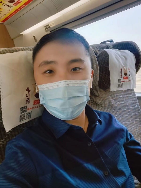 孤独的小屁猪的第二张照片--周口相亲服务中心