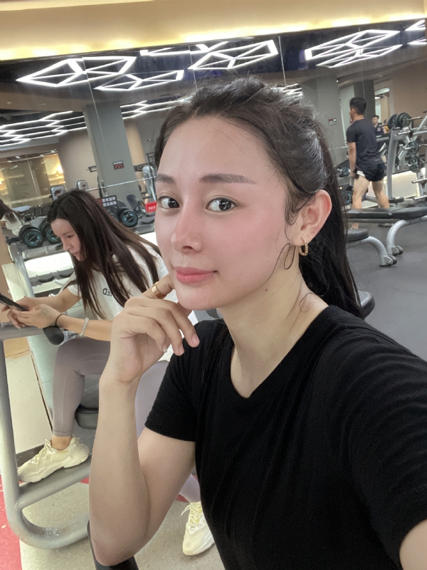 凉人心的第三张照片--周口相亲服务中心