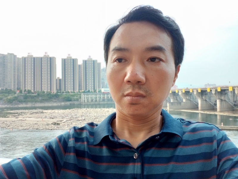 yangguang的第一张照片--周口相亲服务中心