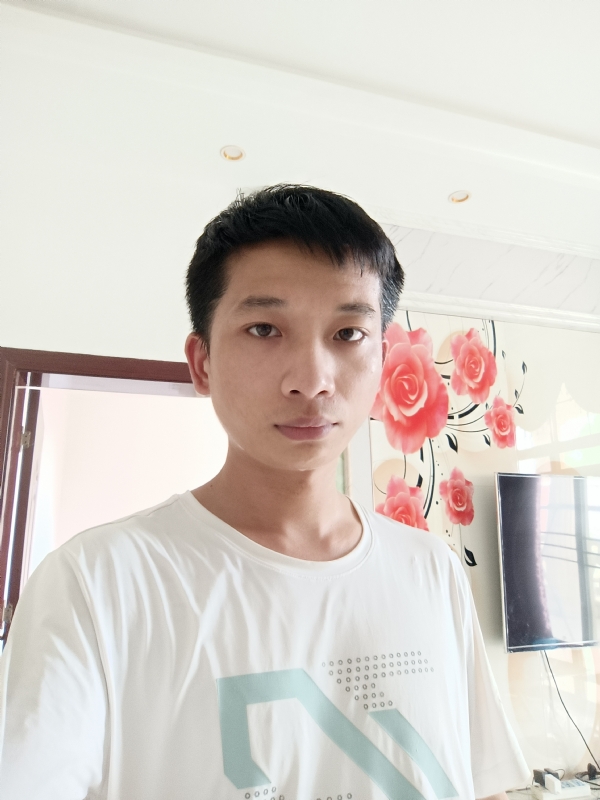 朱公子的第二张照片--周口相亲服务中心