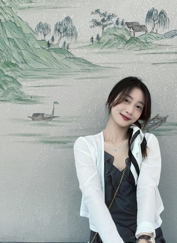 小趴菜的第一张照片--周口相亲服务中心