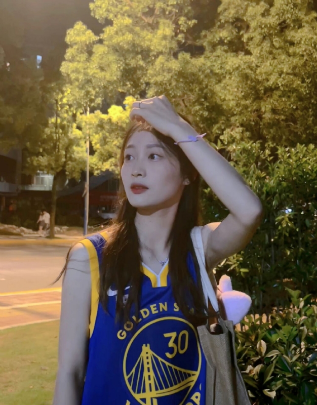 小趴菜的第三张照片--周口相亲服务中心