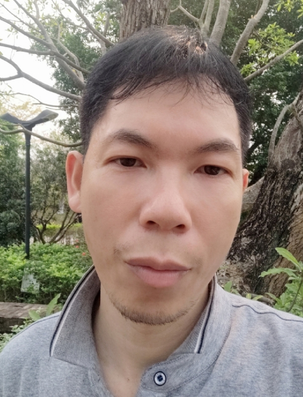 漂浮的云的第一张照片--周口相亲服务中心