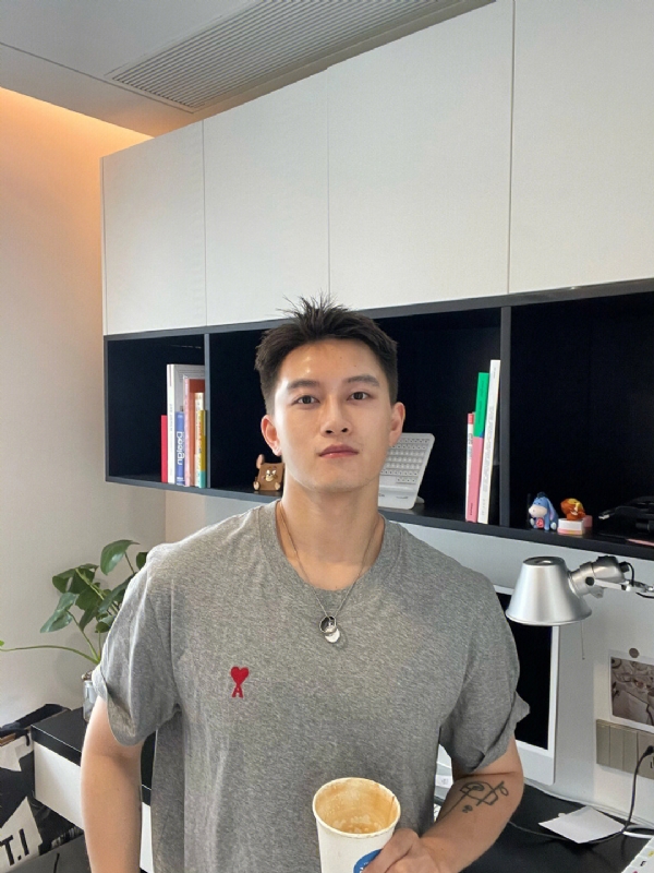 月光之下的第二张照片--周口相亲服务中心