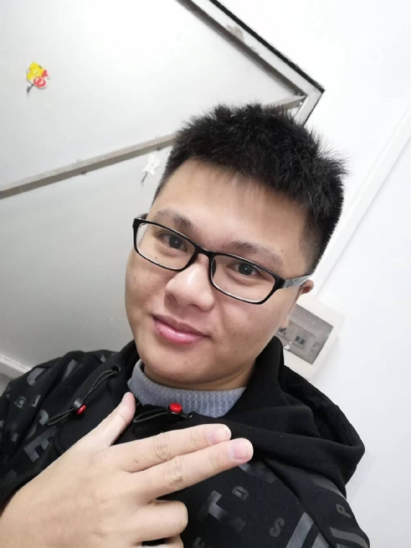 小小梦执的第二张照片--周口相亲服务中心