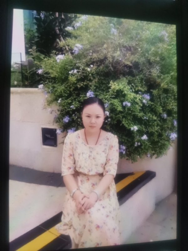 李姝静的第三张照片--周口相亲服务中心