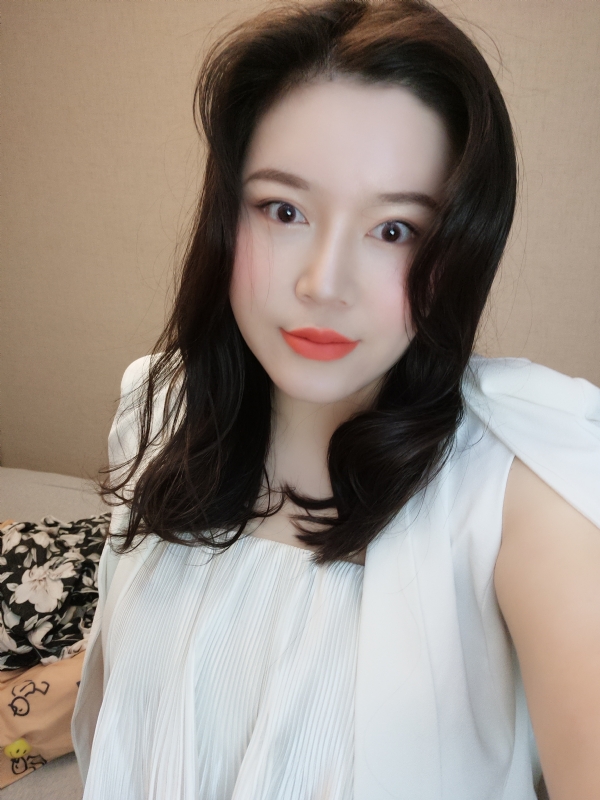 璐璐的第一张照片--周口相亲服务中心