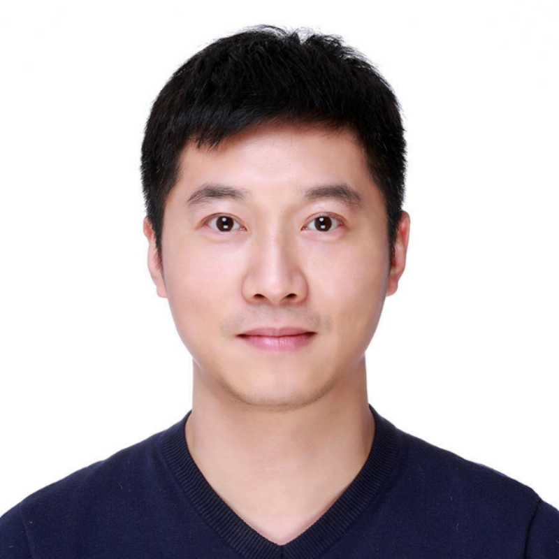 大手牵小手的第一张照片--周口相亲服务中心