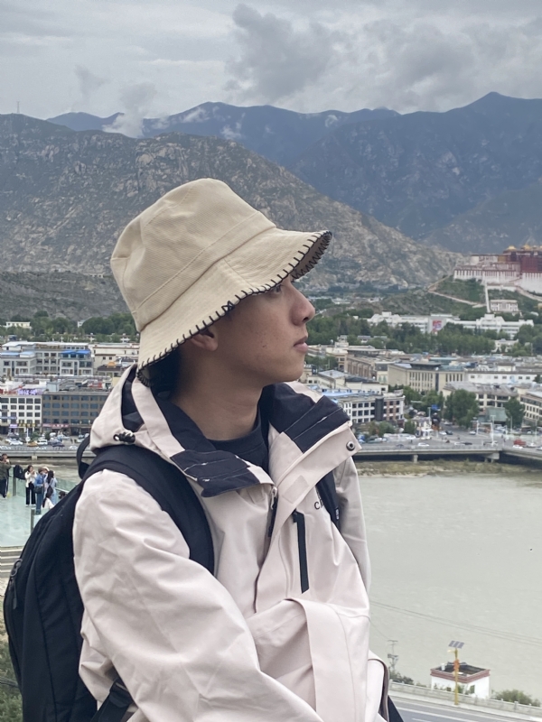 Lucky的第一张照片--周口相亲服务中心