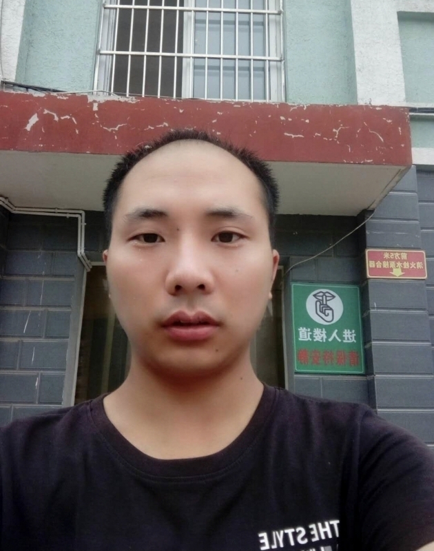 亮亮的第一张照片--周口相亲服务中心