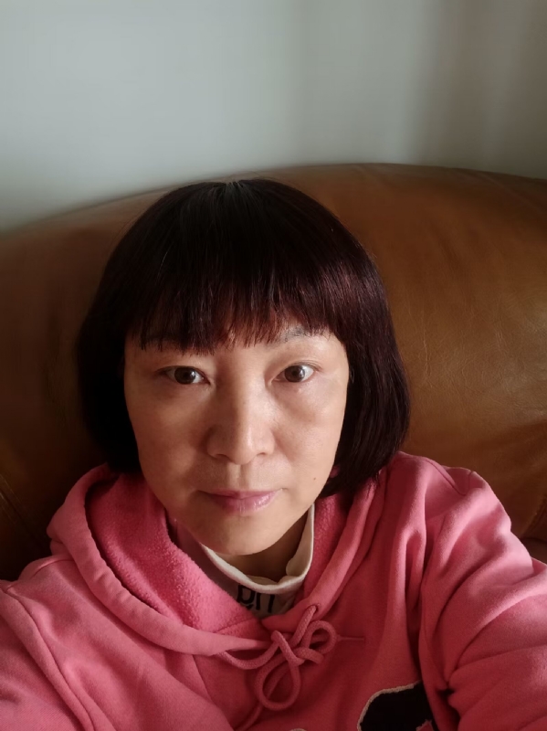 红玫瑰的第一张照片--周口相亲服务中心