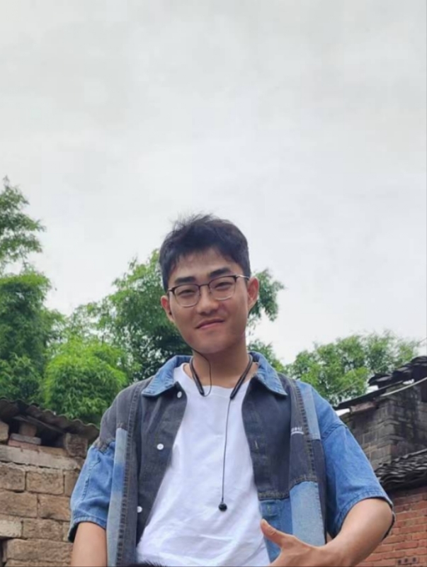 越努力越幸运的第一张照片--周口相亲服务中心