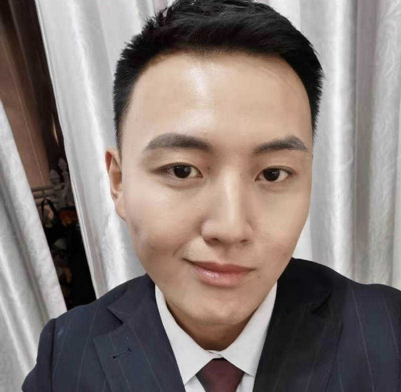 英俊潇洒的第二张照片--周口相亲服务中心