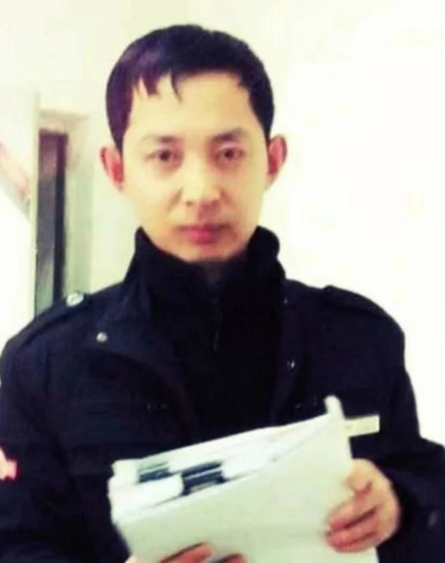 风雨中有你的第一张照片--周口相亲服务中心