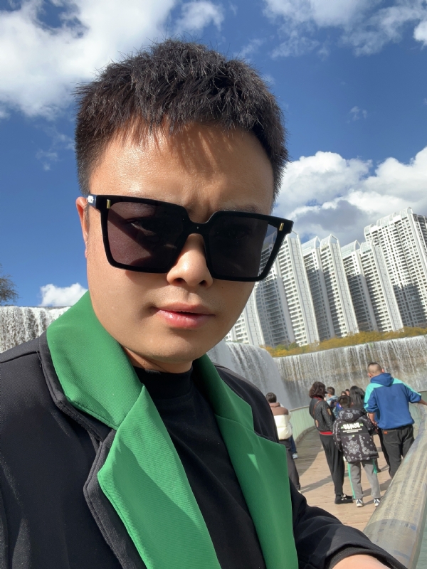 子阳的第一张照片--周口相亲服务中心