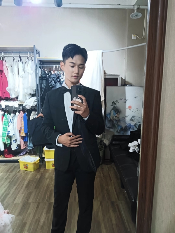 李梓宇的第一张照片--周口相亲服务中心