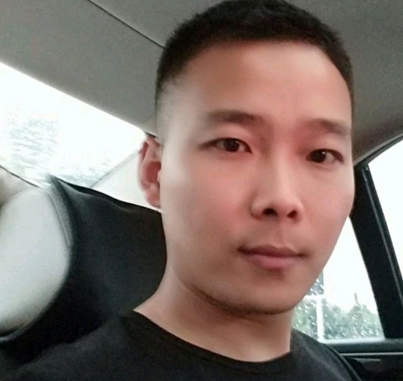 李先生的第二张照片--周口相亲服务中心