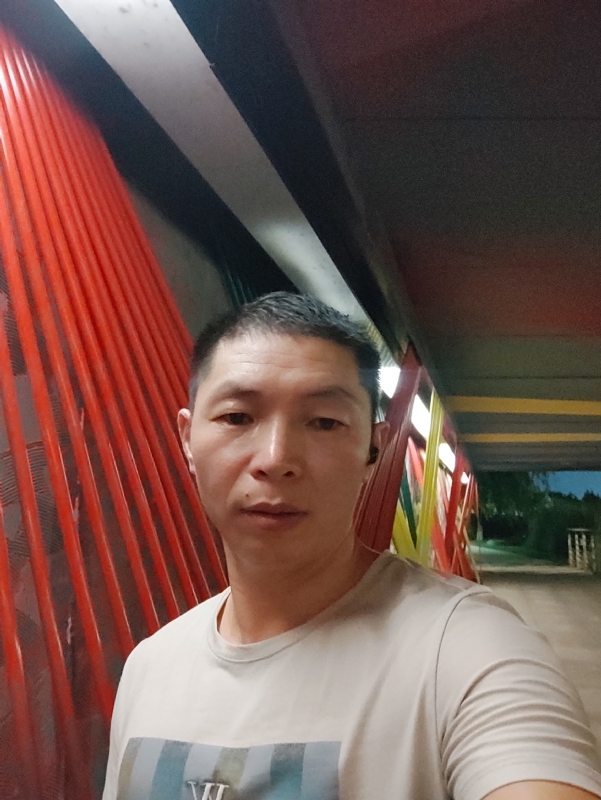 夜猫的第一张照片--周口相亲服务中心